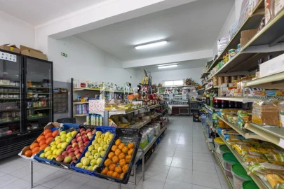 Loja para Trespasse em Alto do Seixalinho, Santo André e Verderena