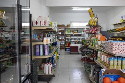 Loja para Trespasse em Alto do Seixalinho, Santo André e Verderena