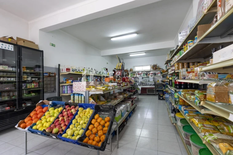 Loja para Trespasse em Alto do Seixalinho, Santo André e Verderena Foto 18
