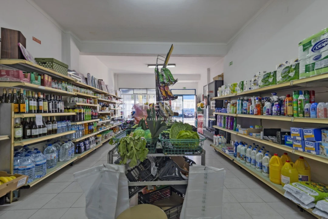 Loja para Trespasse em Alto do Seixalinho, Santo André e Verderena Foto 17