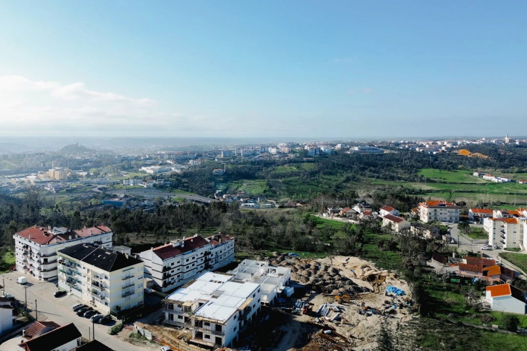 Apartamento T2 para Venda em Leiria, Pousos, Barreira e Cortes Foto 17