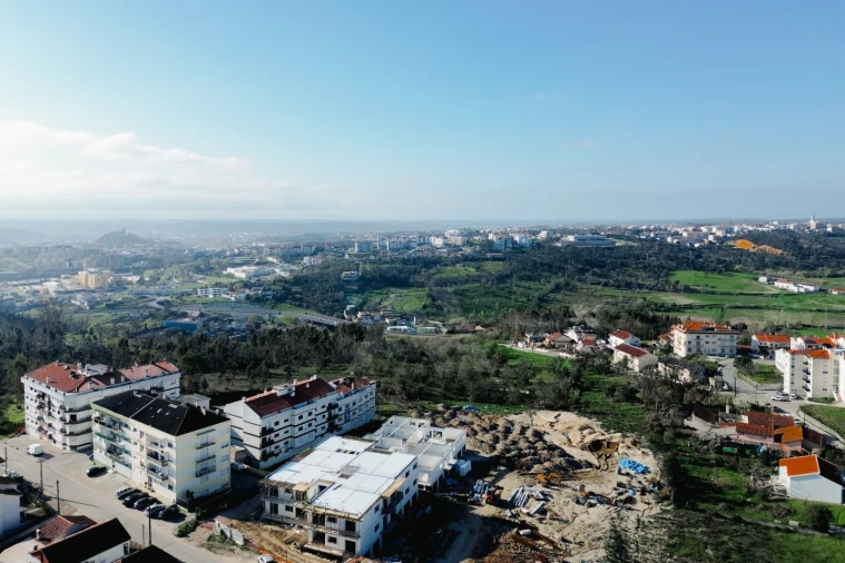 Apartamento T2 para Venda em Leiria, Pousos, Barreira e Cortes Foto 17