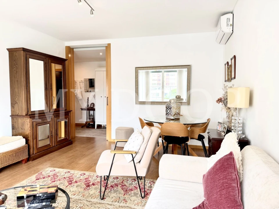 Apartamento T2 para Venda em Sacavém e Prior Velho Foto 6