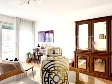 Apartamento T2 para Venda em Sacavém e Prior Velho