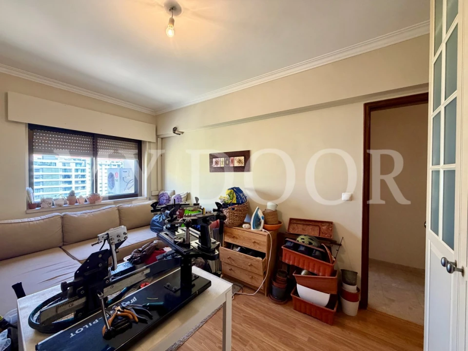 Apartamento T2 para Venda em Sacavém e Prior Velho Foto 32