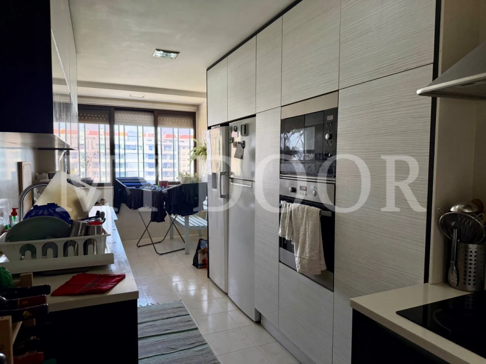 Apartamento T2 para Venda em Sacavém e Prior Velho Foto 9