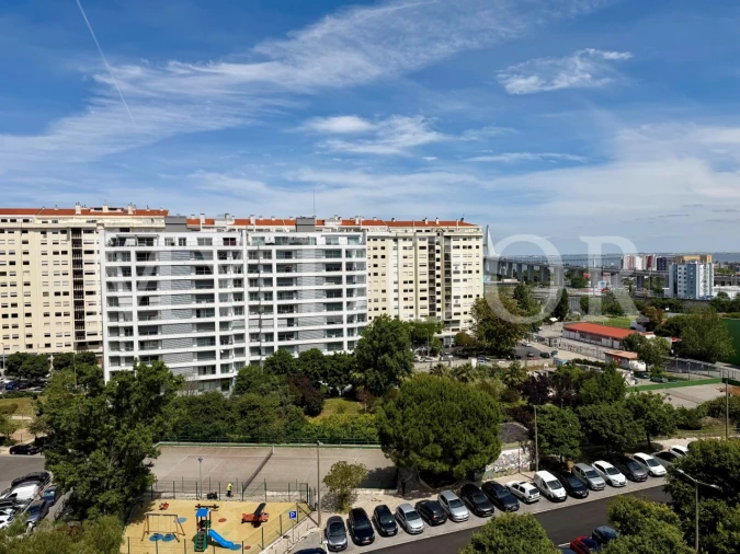 Apartamento T2 para Venda em Sacavém e Prior Velho Foto 33