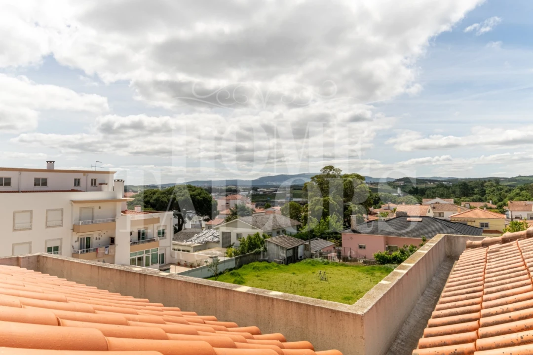 Apartamento T3 para Venda em Bombarral e Vale Covo Foto 27