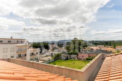 Apartamento T3 para Venda em Bombarral e Vale Covo