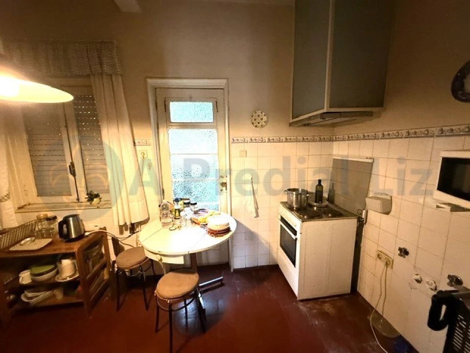 Apartamento T5 para Venda em Ramalde Foto 4