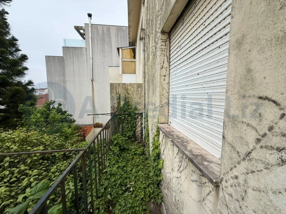 Apartamento T5 para Venda em Ramalde Foto 17