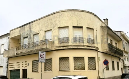 Apartamento T5 para Venda em Ramalde