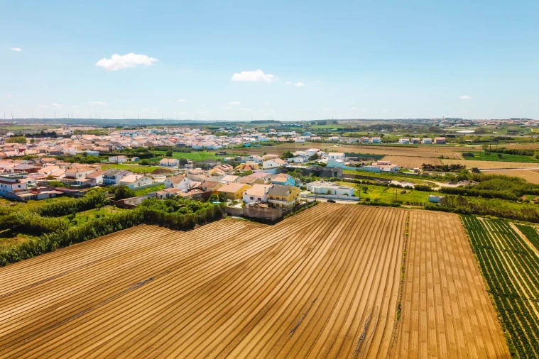 Terreno para Venda em Atouguia da Baleia Foto 12