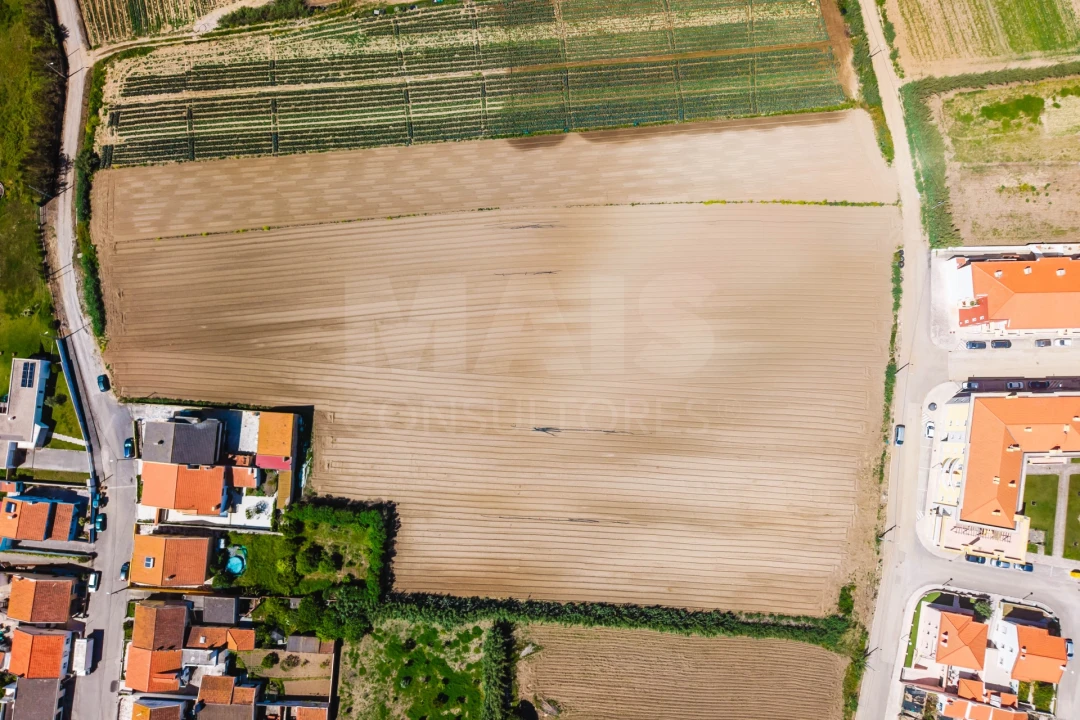 Terreno para Venda em Atouguia da Baleia Foto 1