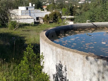 Moradia T3 para Venda em Santa Barbara de Nexe