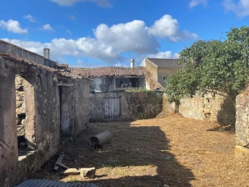 Moradia T2 para Venda em Roliça