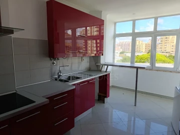 Apartamento T2 para Venda em Carnide
