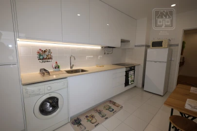 Apartamento T2 para Arrendamento em Ponta Delgada (São José)