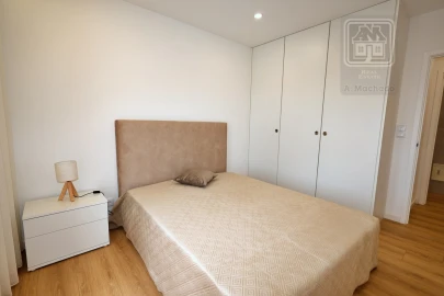 Apartamento T2 para Arrendamento em Ponta Delgada (São José)