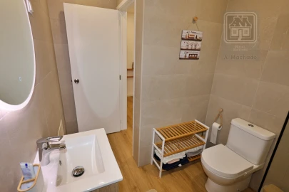 Apartamento T2 para Arrendamento em Ponta Delgada (São José)