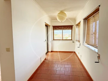Moradia T4 para Venda em Carcavelos e Parede