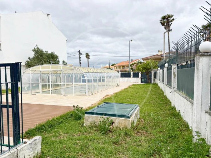 Moradia T4 para Venda em Carcavelos e Parede Foto 5