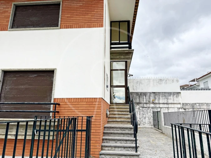 Moradia T4 para Venda em Carcavelos e Parede Foto 8