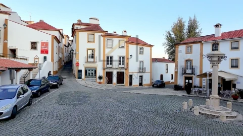 Prédio para Venda em Constancia