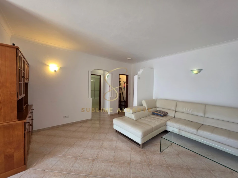 Apartamento T1 para Arrendamento em Lagos (São Sebastião e Santa Maria) Foto 5