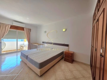 Apartamento T1 para Arrendamento em Lagos (São Sebastião e Santa Maria)