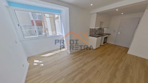 Apartamento T2 para Venda em Águas Livres