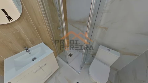 Apartamento T2 para Venda em Águas Livres