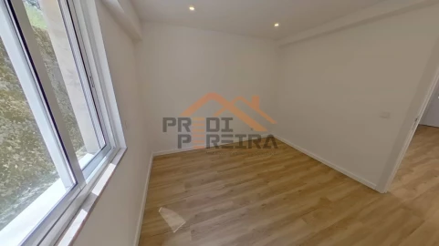 Apartamento T2 para Venda em Águas Livres