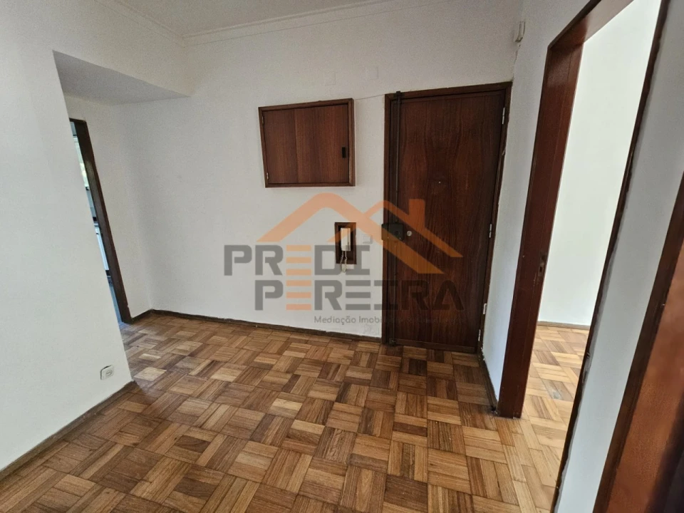 Apartamento T2 para Venda em Póvoa de Santa Iria e Forte da Casa Foto 6