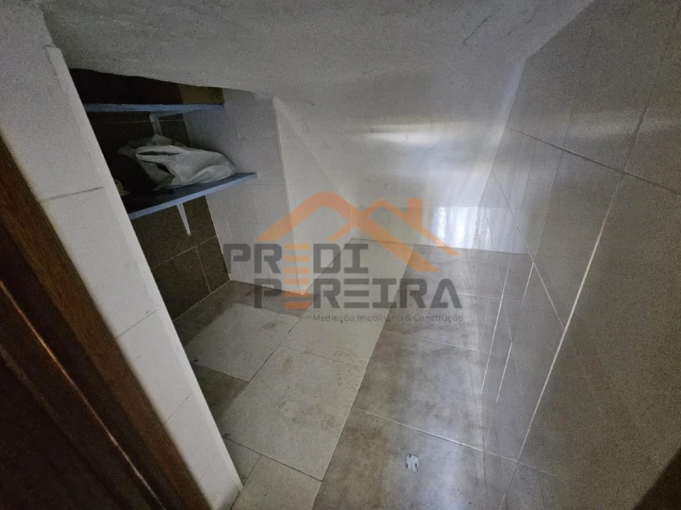 Apartamento T2 para Venda em Póvoa de Santa Iria e Forte da Casa Foto 26
