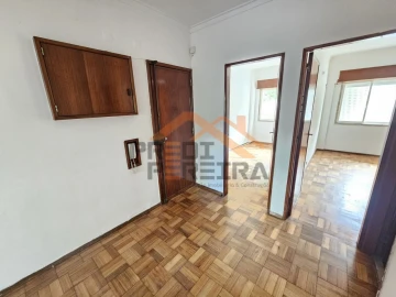 Apartamento T2 para Venda em Póvoa de Santa Iria e Forte da Casa