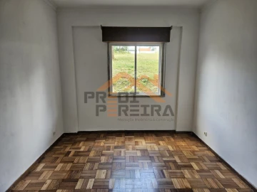 Apartamento T2 para Venda em Póvoa de Santa Iria e Forte da Casa