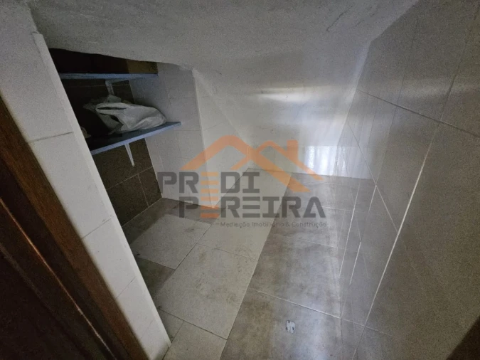 Apartamento T2 para Venda em Póvoa de Santa Iria e Forte da Casa Foto 26