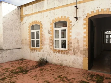 Moradia T10 para Venda em Tavira (Santa Maria e Santiago)