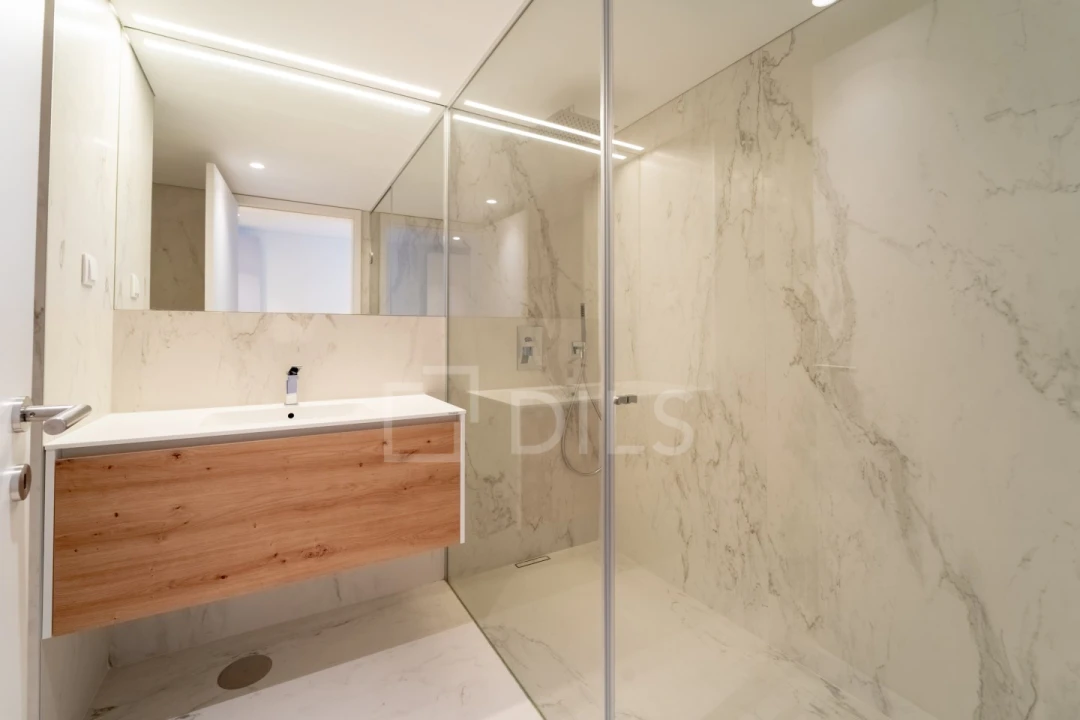 Apartamento T4 para Venda em Canidelo Foto 42