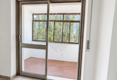 Apartamento T3 para Arrendamento em Queluz e Belas