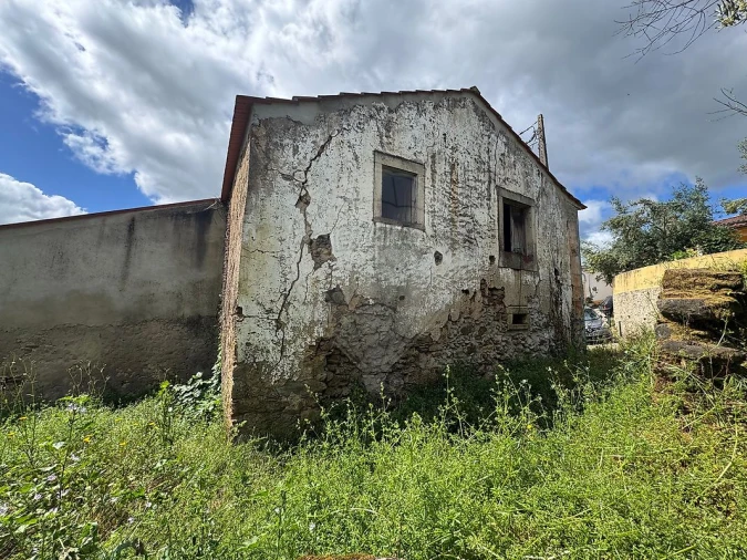 Moradia T3 para Venda em Beco Foto 7