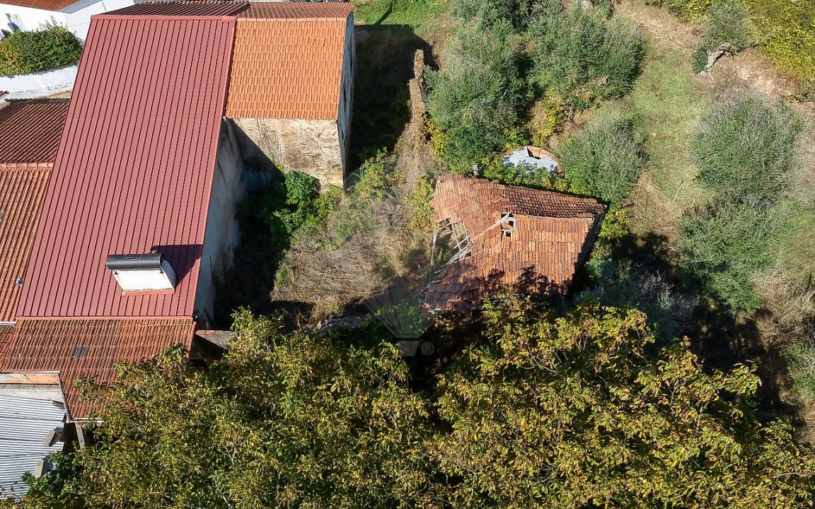 Moradia T2 para Venda em Beco Foto 22
