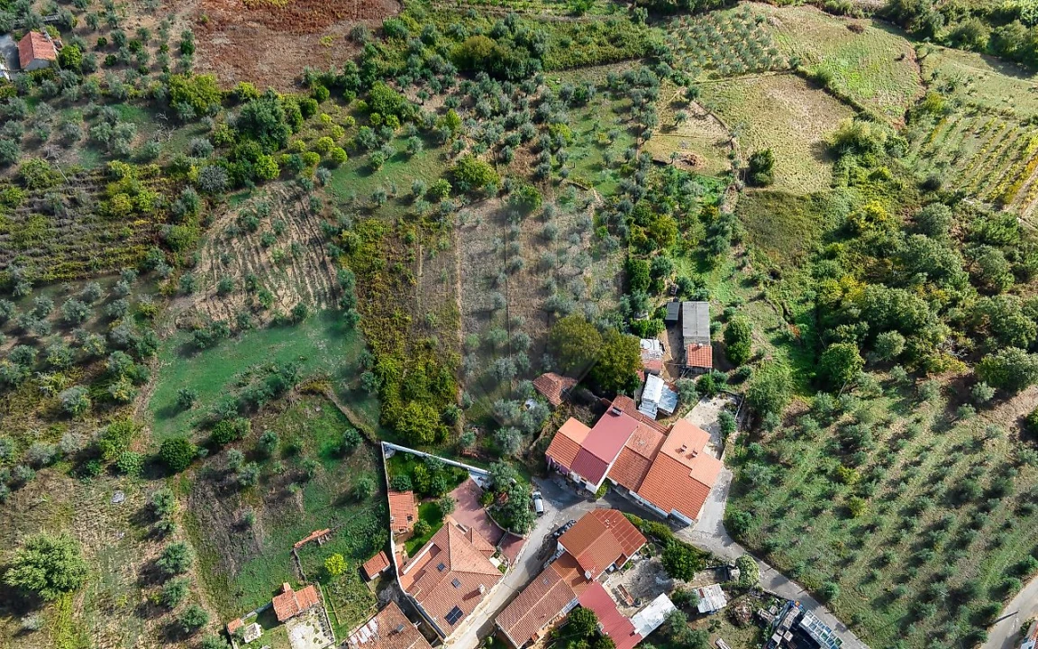 Moradia T2 para Venda em Beco Foto 5