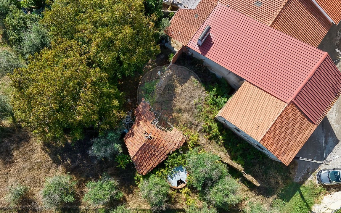 Moradia T2 para Venda em Beco Foto 20