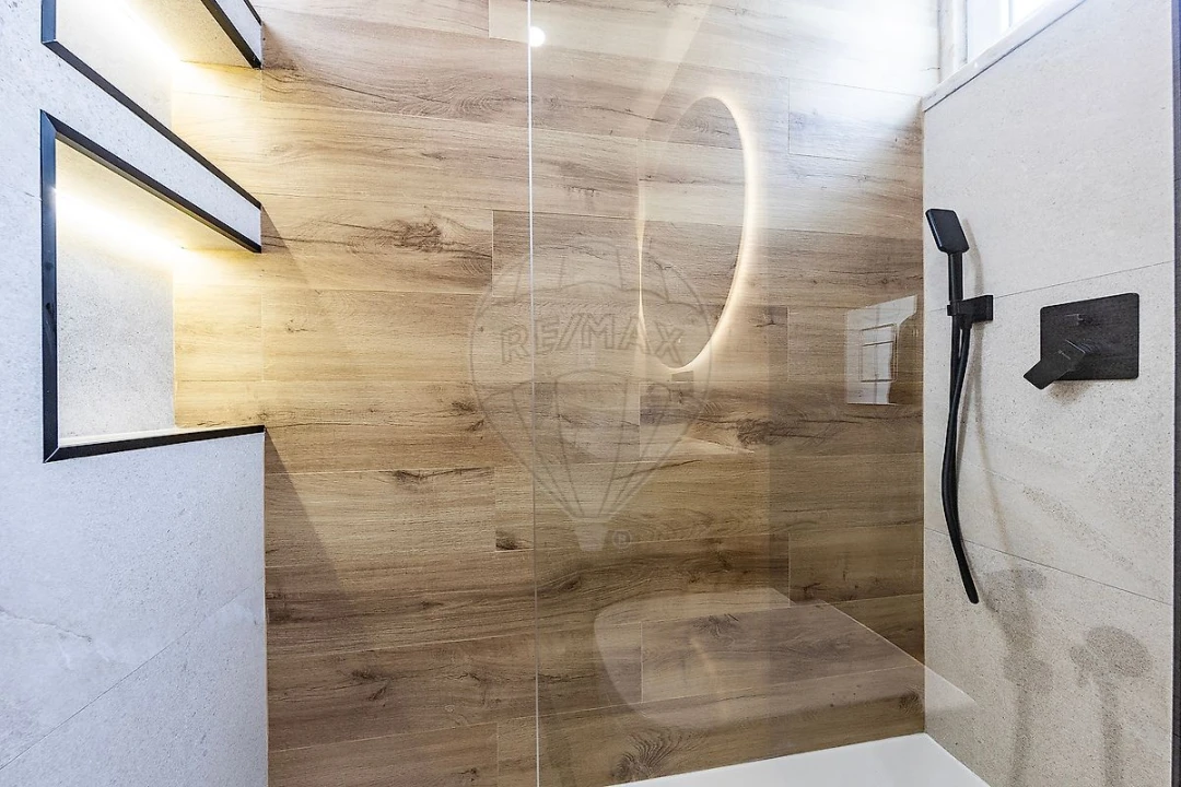 Apartamento T3 para Venda em Alfragide Foto 24