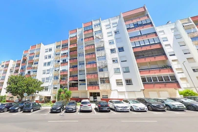 Apartamento T3 para Venda em Alfragide