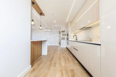 Apartamento T3 para Venda em Alfragide