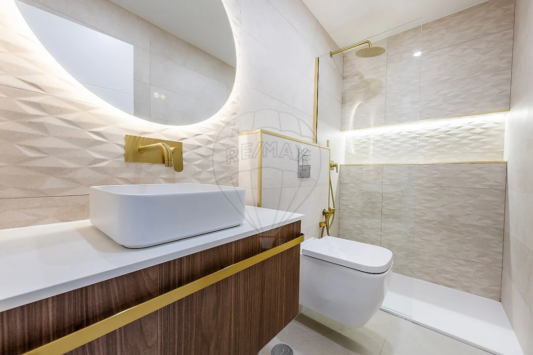 Apartamento T3 para Venda em Alfragide Foto 13