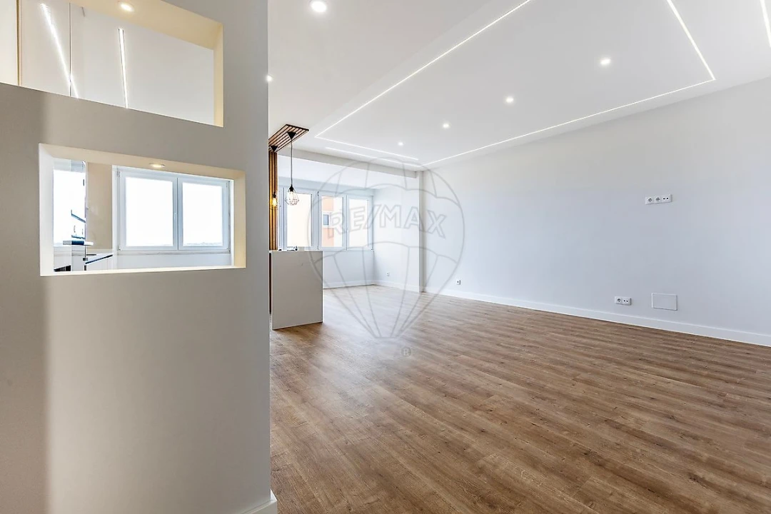 Apartamento T3 para Venda em Alfragide Foto 15